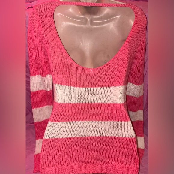 Victoria’s Secret cut out back pink white sweater size small - Picture 1 of 2